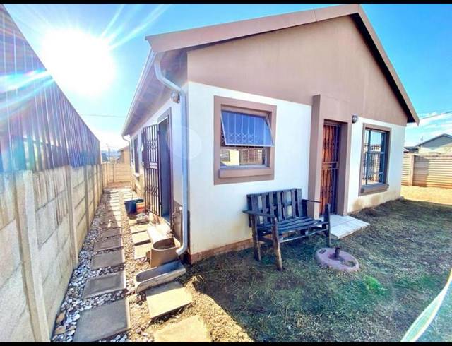 3 BEDROOM HOUSE FOR SALE IN WITPOORTJIE